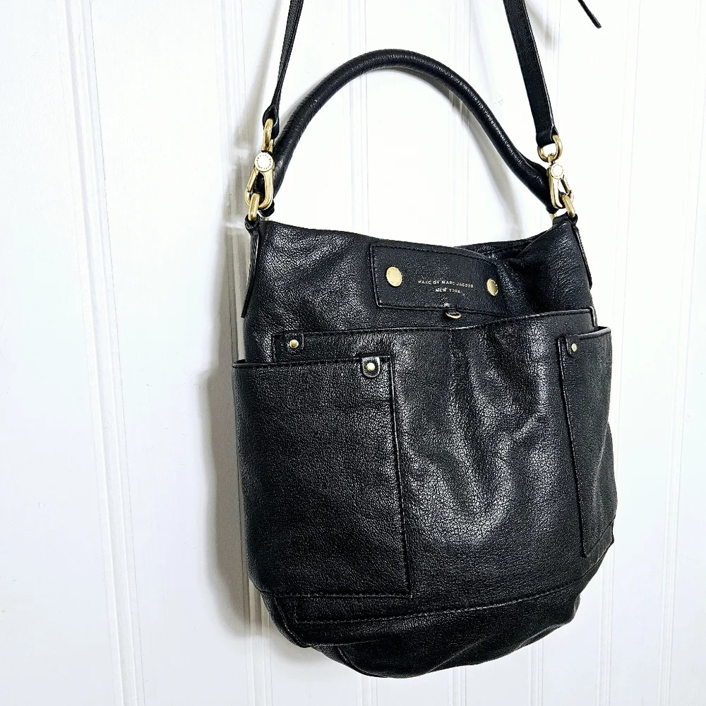 Marc by Marc Jacobs Black Goat Leather Hobo Crossbody Bag Zip Slouchy